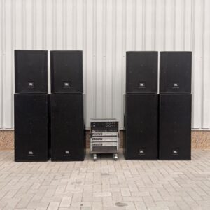 JBL P733 (4) + P746 (4) + Crown amplifier rack