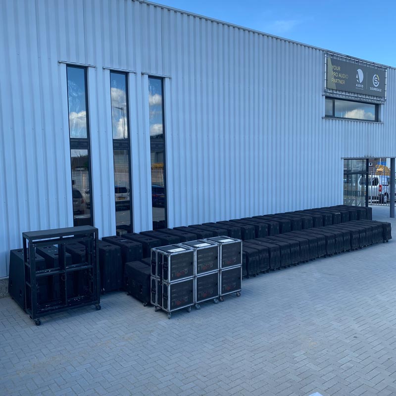 JBL VT4888 (24) + VT4880 (24) + V-RACK (6) - Image 10