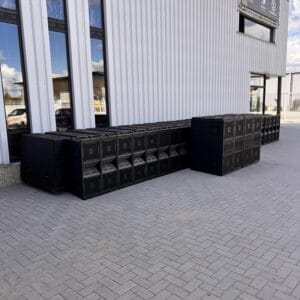 JBL VT4888 (24) + VT4880 (24) + V-RACK (6)