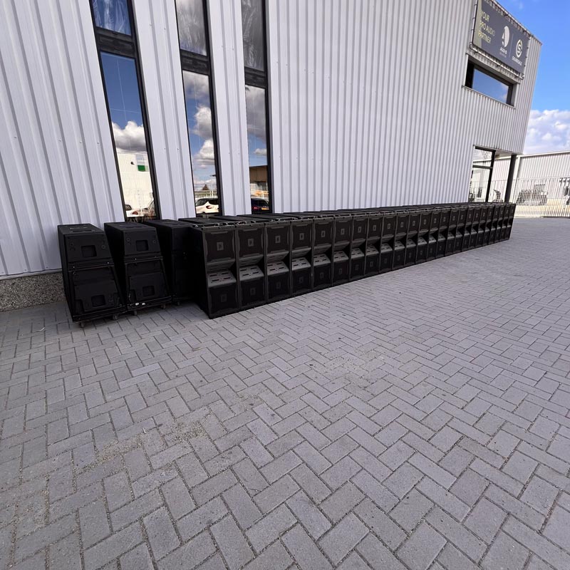 JBL VT4888 (24) + VT4880 (24) + V-RACK (6) - Image 12