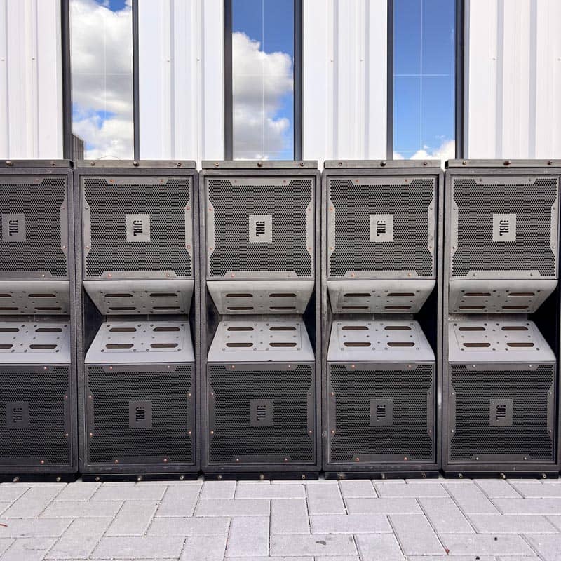 JBL VT4888 (24) + VT4880 (24) + V-RACK (6) - Image 13