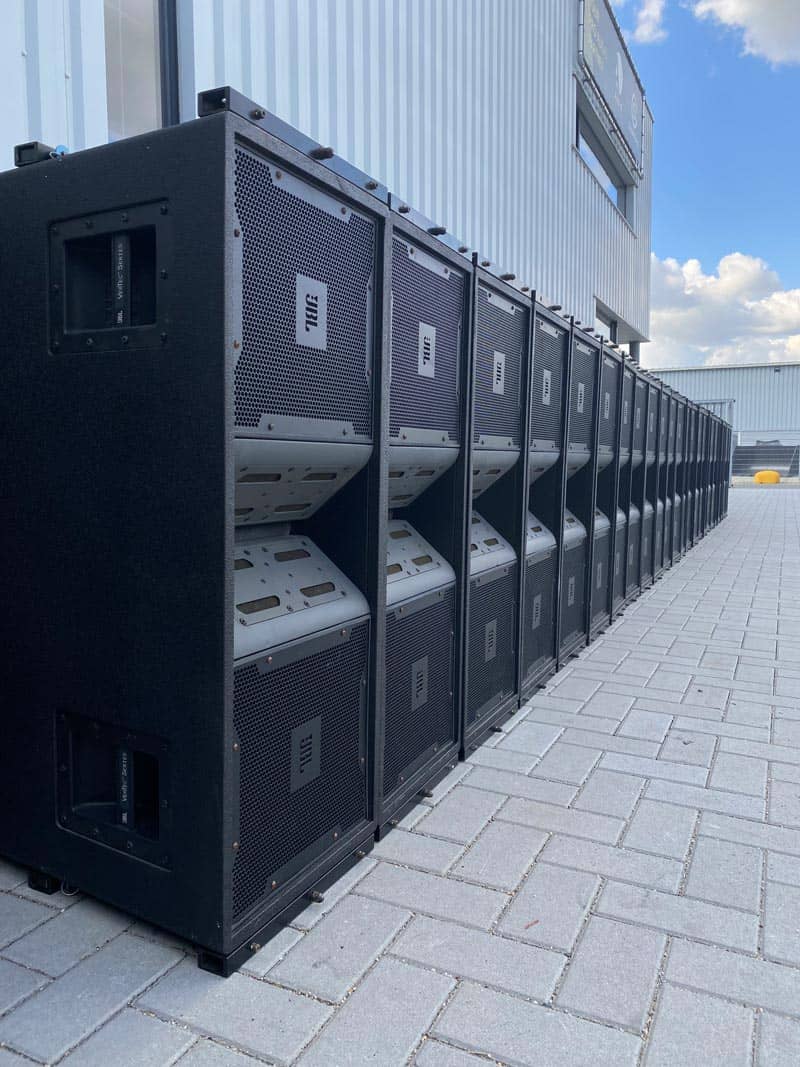 JBL VT4888 (24) + VT4880 (24) + V-RACK (6) - Image 14