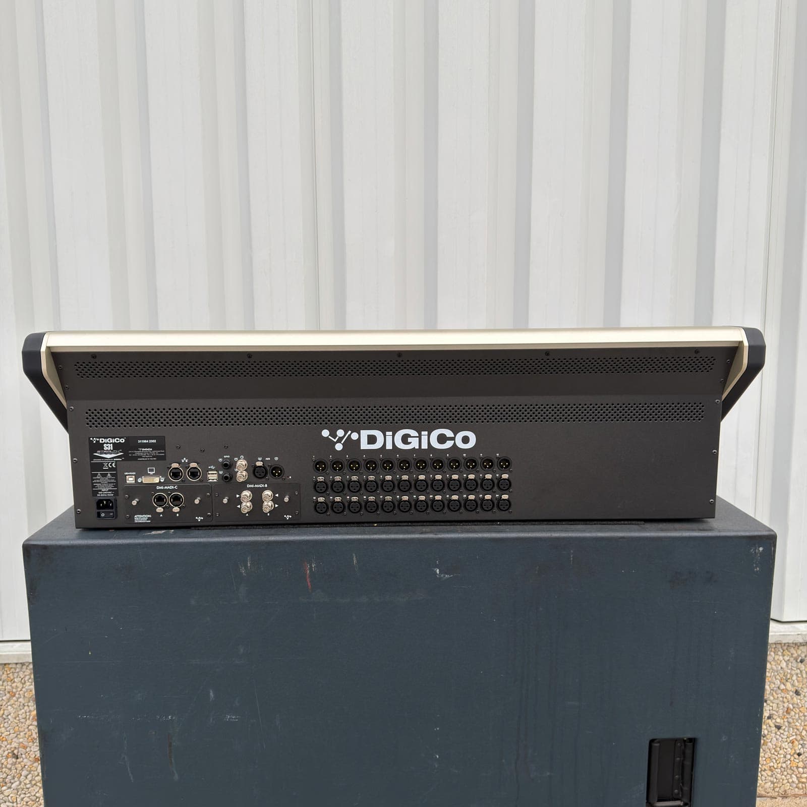 DiGiCo S31+ + D-Rack 32/8 + DMI-MADI - Image 6