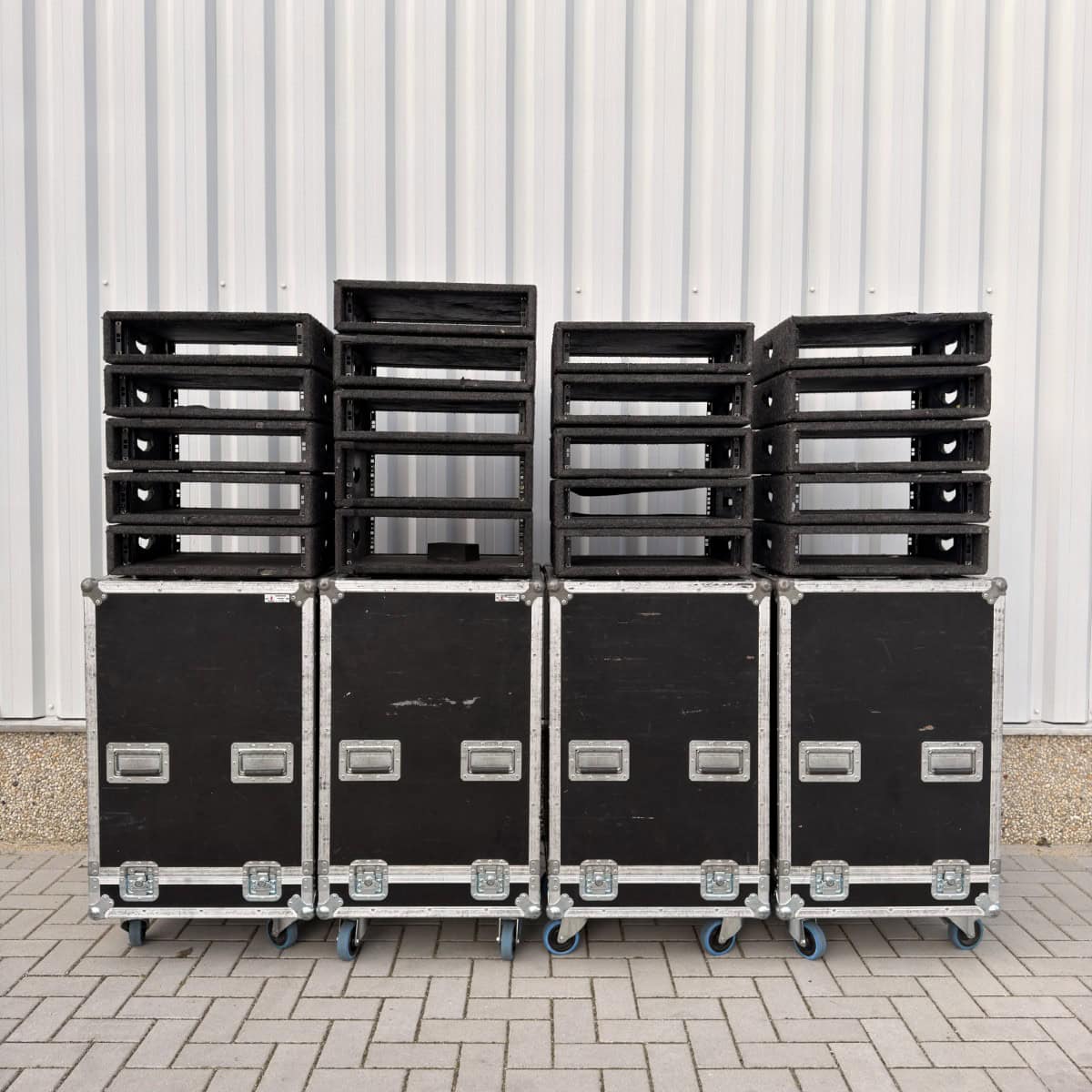 Stolp case + inner amplifier racks