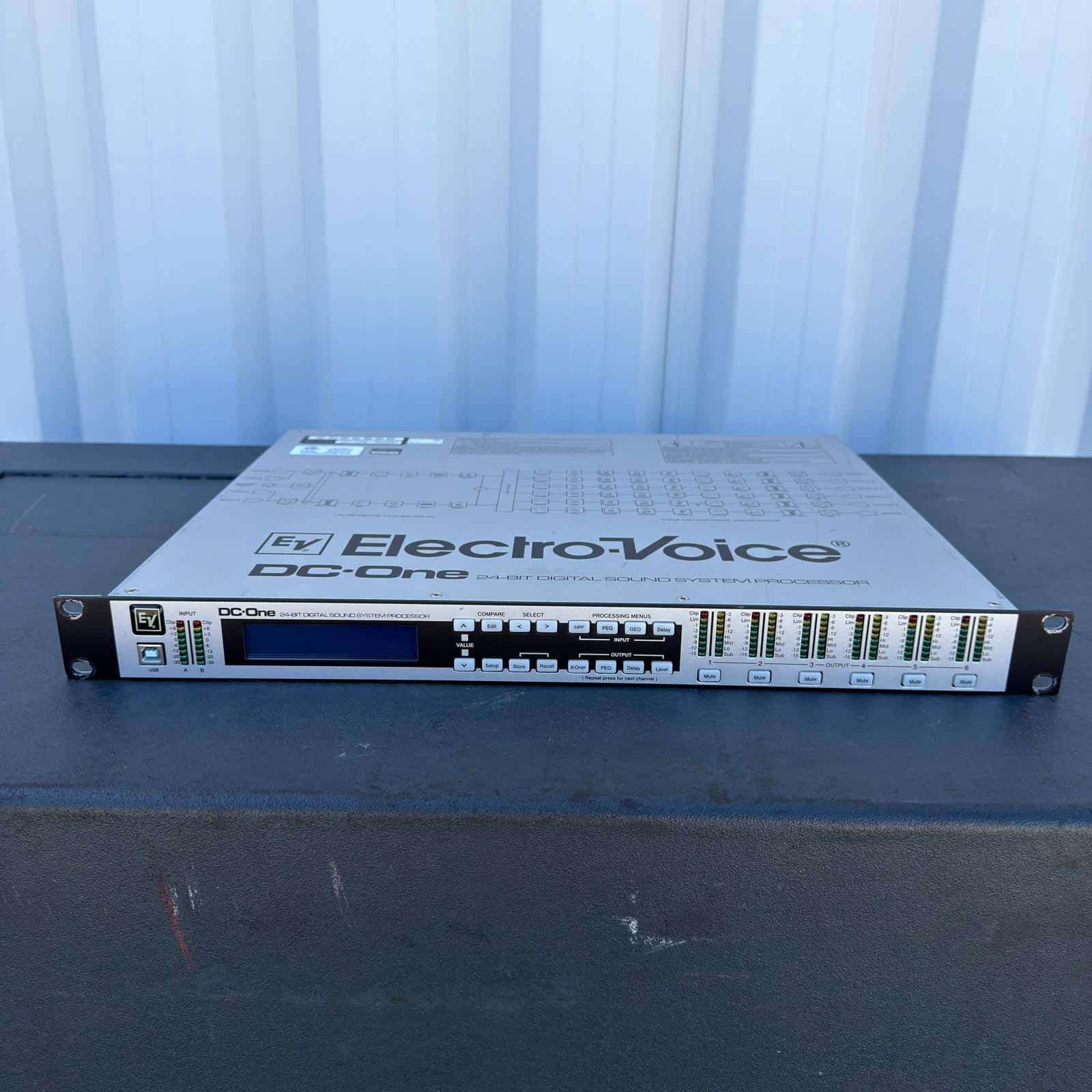 Electro-Voice DC-One
