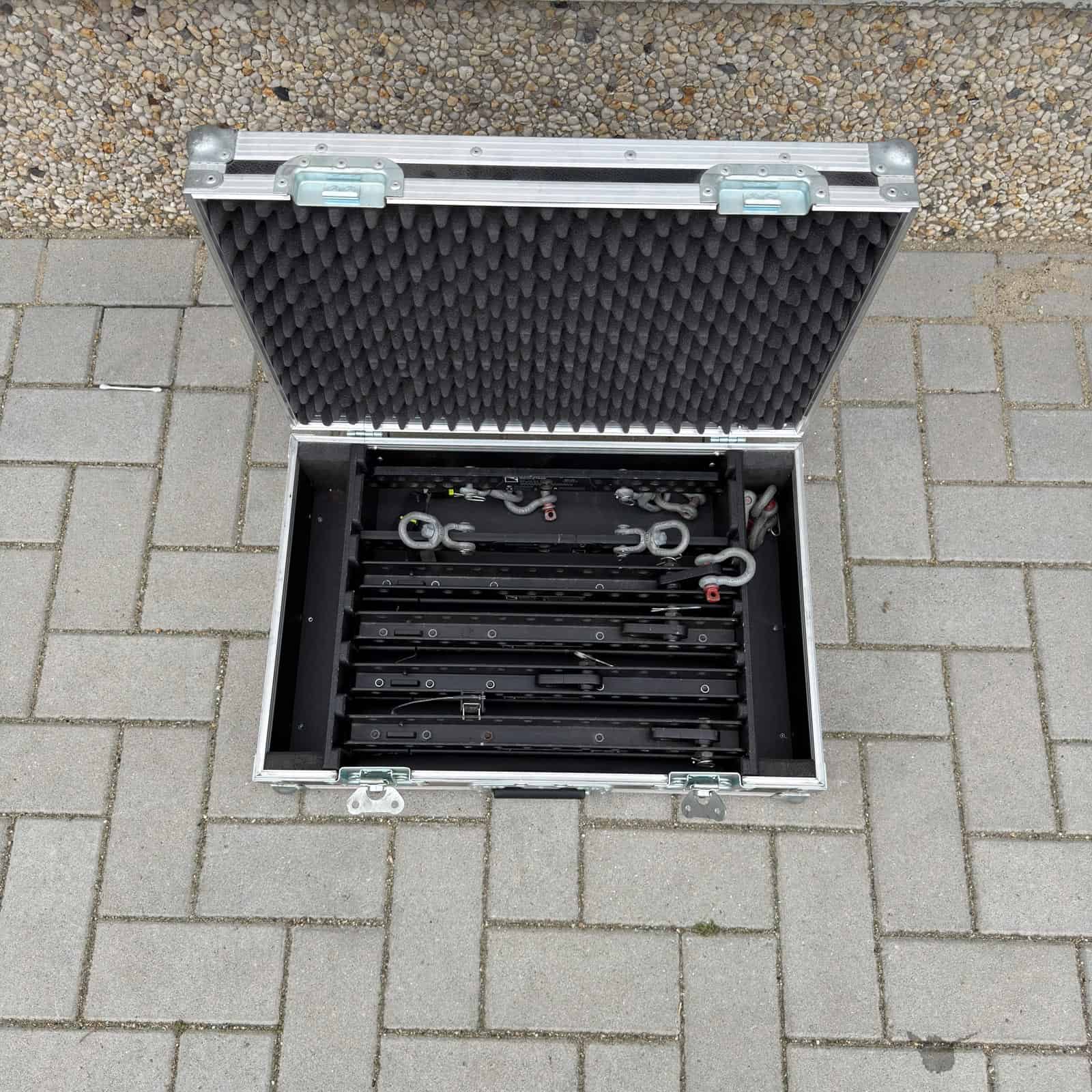 L-Acoustics WIFOLIFTBAR (2) + WIFOLIFT (4) - Image 2